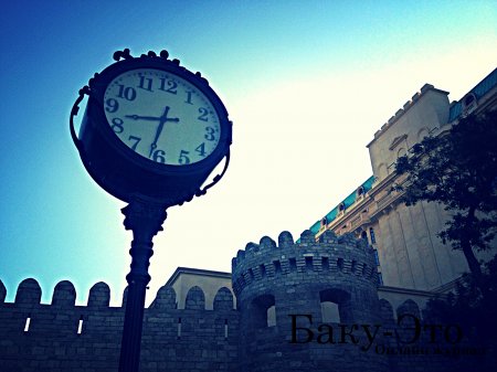 Баку, вобравший в себя одновременно и красоту и древность, очень щедр к нам..