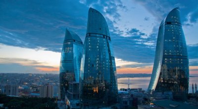 Три современных здания в Баку, на которые следует обратить внимание